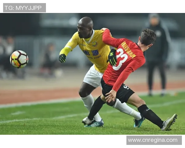 赛后分析：上海足球队与南京足球队的比赛节奏与战术对比探讨